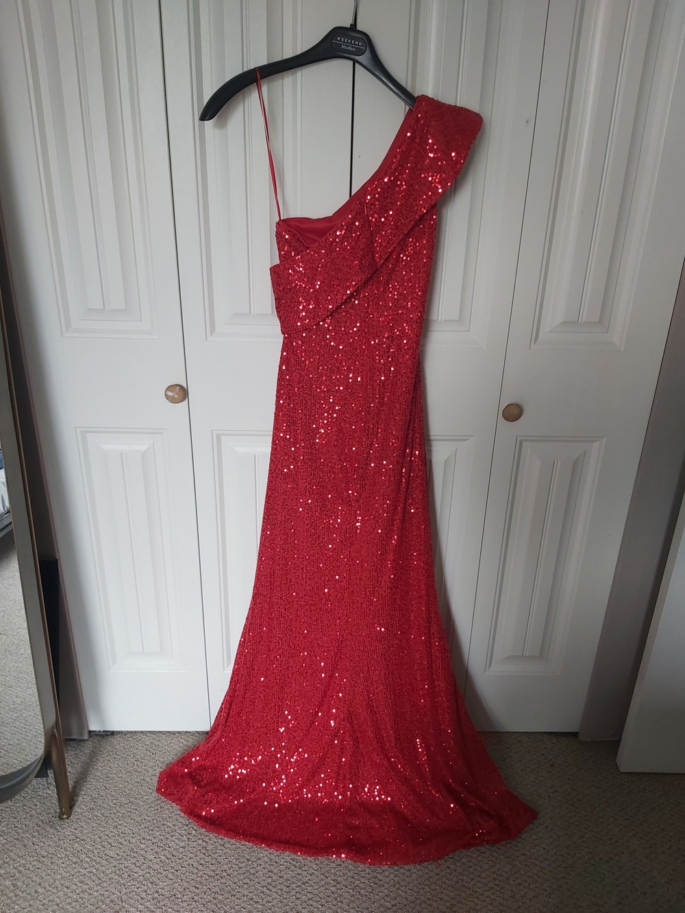 One-Shoulder Sequin Evening Gown Size S - Picture 4 of 6